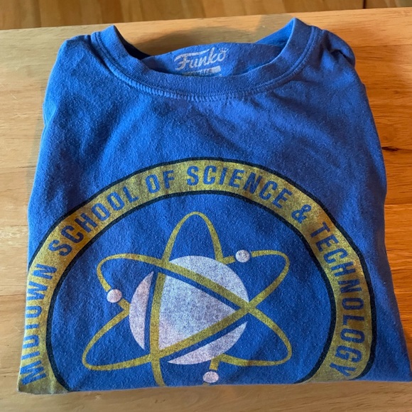 Marvel Funko Midtown School of Science & Tech SpiderMan Homecoming Tee - Picture 3 of 6